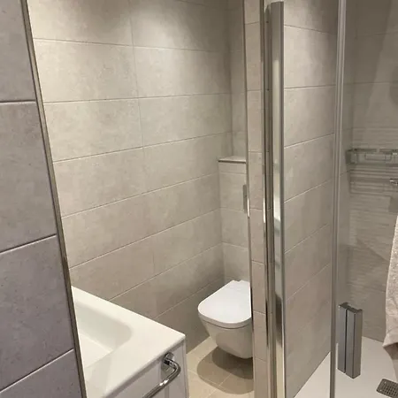 Lägenhet 3bdr + 2bath Comfy House