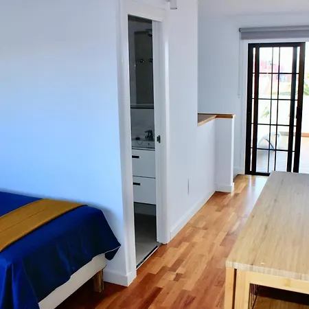 3bdr + 2bath Comfy House Lägenhet